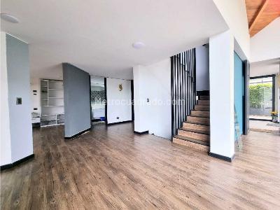Casa de 4 alcobas en venta en Calatrava, Bogotá, 380 m² · foto 6 de 20