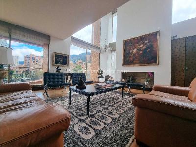 Apartamento de 4 alcobas en venta en La Cabrera, Bogotá, 354 m² · foto 4 de 20