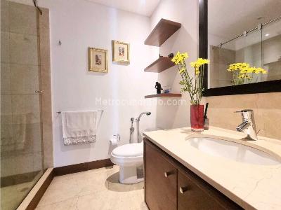 Apartamento de 4 alcobas en venta en La Cabrera, Bogotá, 354 m² · foto 13 de 20