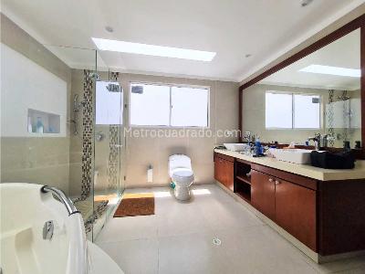 Casa de 3 alcobas en venta en Condominio Mallorca, Cajicá, 300 m² · foto 17 de 20