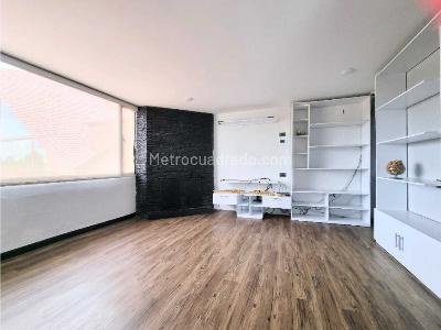 Casa de 4 alcobas en venta en Calatrava, Bogotá, 380 m² · foto 9 de 20