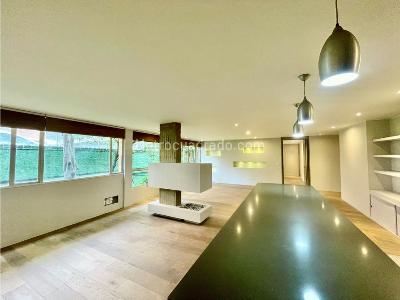 Apartamento de 2 alcobas en arriendo en El Nogal, Bogotá, 150 m² · foto 3 de 20