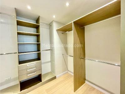 Apartamento de 2 alcobas en arriendo en El Nogal, Bogotá, 150 m² · foto 14 de 20