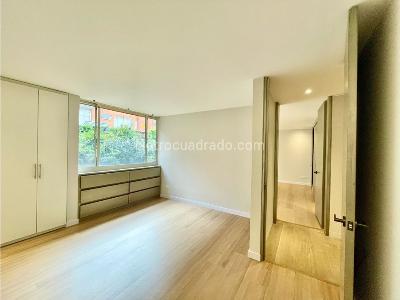 Apartamento de 2 alcobas en arriendo en El Nogal, Bogotá, 150 m² · foto 16 de 20