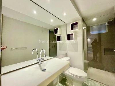 Apartamento de 2 alcobas en arriendo en El Nogal, Bogotá, 150 m² · foto 18 de 20