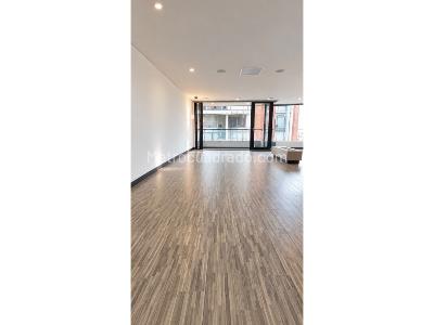 Apartamento en venta en Los Rosales, Bogotá · foto 2 de 19