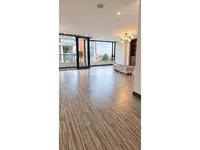 Apartamento en venta en Los Rosales, Bogotá · foto 4 de 19