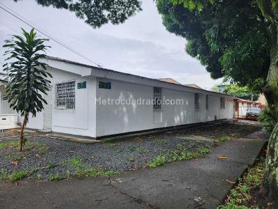 Casa de 5 alcobas en venta en Vipasa, Cali, 330 m² · foto 3 de 18