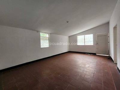 Casa de 5 alcobas en venta en Vipasa, Cali, 330 m² · foto 6 de 18