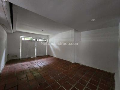 Casa de 5 alcobas en venta en Vipasa, Cali, 330 m² · foto 14 de 18