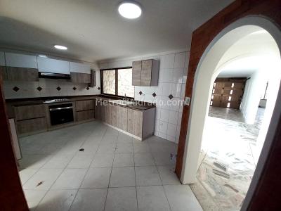 Casa de 4 alcobas en venta en Ciudad Jardin, Cali, 340 m² · foto 7 de 20