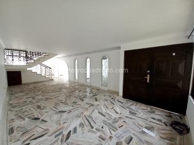 Casa de 4 alcobas en venta en Ciudad Jardin, Cali, 340 m² · foto 13 de 20