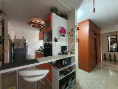 Apartamento en venta en Santa Anita, Cali · foto 3 de 18