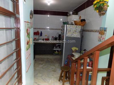 Casa de 5 alcobas en venta en Las Ceibas, Cali, 78 m² · foto 6 de 17