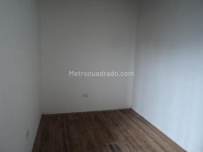 Casa de 5 alcobas en venta en Villa Del Lago, Cali, 190 m² · foto 7 de 14