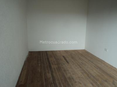 Casa de 5 alcobas en venta en Villa Del Lago, Cali, 190 m² · foto 9 de 14