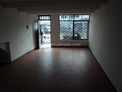Casa de 5 alcobas en venta en Villa Del Lago, Cali, 190 m² · foto 10 de 14