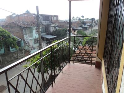 Casa de 5 alcobas en venta en Villa Del Lago, Cali, 190 m² · foto 11 de 14