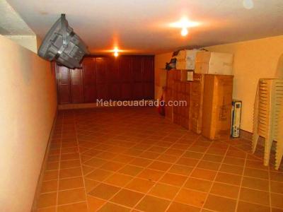 Casa de 5 alcobas en venta en Ciudad Jardin, Cali · foto 9 de 20