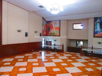 Casa de 5 alcobas en venta en Ciudad Jardin, Cali · foto 11 de 20