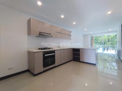 Apartamento de 1 alcoba en venta en La Flora, Cali, 85 m² · foto 2 de 16