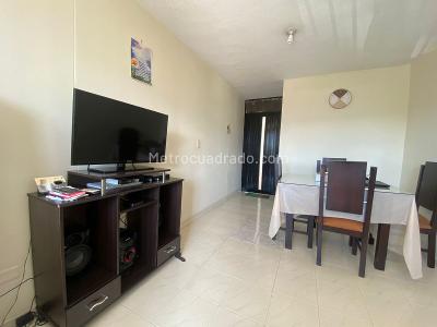 Apartamento en venta en Primero De Mayo, Cali · foto 2 de 20