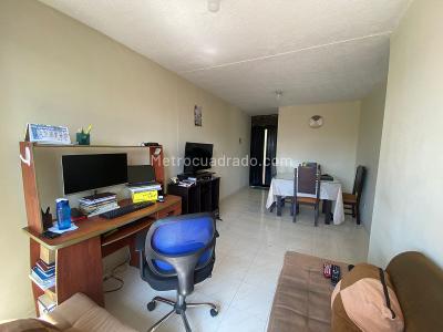 Apartamento en venta en Primero De Mayo, Cali · foto 3 de 20