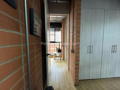 Apartamento de 2 alcobas en venta en San Fernando, Cali, 94 m² · foto 14 de 20
