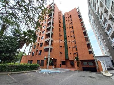 Apartamento de 4 alcobas en venta en Tequendama, Cali, 127 m² · foto 2 de 20