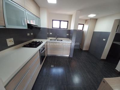 Apartamento de 4 alcobas en venta en Tequendama, Cali, 127 m² · foto 8 de 20