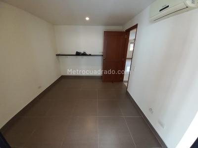 Apartamento de 4 alcobas en venta en Tequendama, Cali, 127 m² · foto 19 de 20
