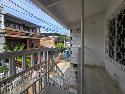 Casa de 5 alcobas en venta en Floralia, Cali, 150 m² · foto 3 de 20