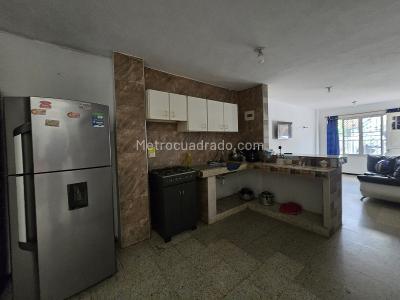Casa de 5 alcobas en venta en Floralia, Cali, 150 m² · foto 9 de 20