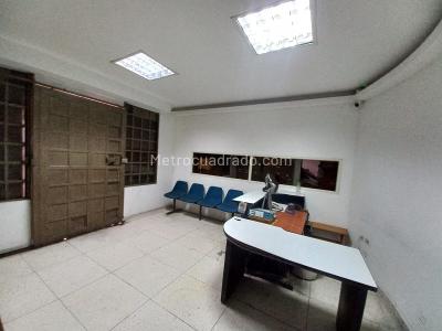 Casa de 5 alcobas en arriendo en Guayaquil, Cali, 1035 m² · foto 6 de 20