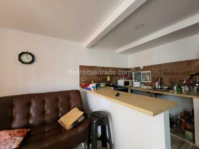 Apartamento de 2 alcobas en venta en Bochalema, Cali, 53 m² · foto 6 de 14
