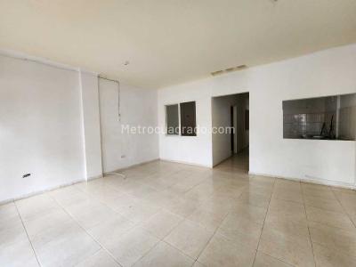 Casa de 5 alcobas en venta en Ciudad Cordoba, Cali, 282 m² · foto 2 de 17