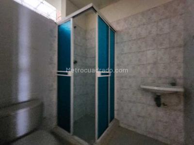 Casa de 5 alcobas en venta en Ciudad Cordoba, Cali, 282 m² · foto 6 de 17