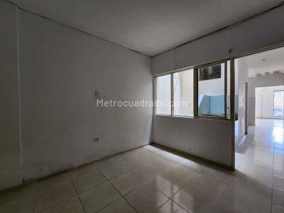 Casa de 5 alcobas en venta en Ciudad Cordoba, Cali, 282 m² · foto 7 de 17