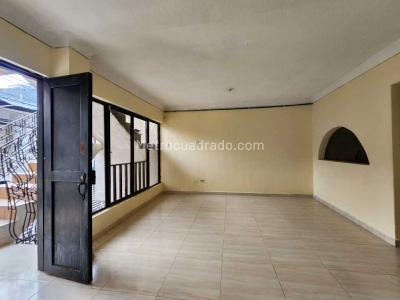 Casa de 5 alcobas en venta en Ciudad Cordoba, Cali, 282 m² · foto 9 de 17