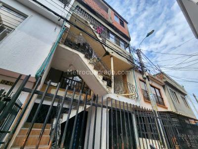 Casa de 5 alcobas en venta en Ciudad Cordoba, Cali, 282 m² · foto 17 de 17