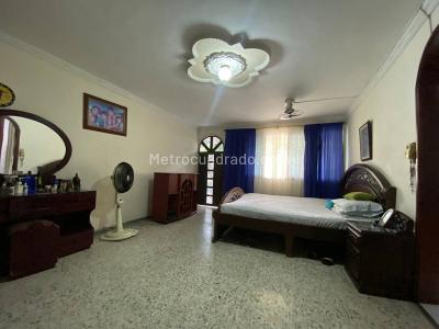 Casa de 5 alcobas en venta en El Lido, Cali, 300 m² · foto 8 de 20