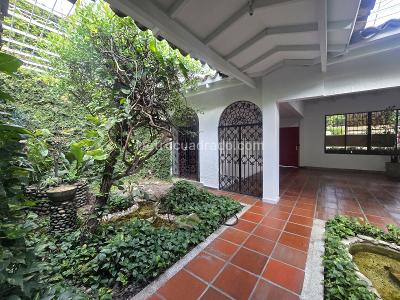 Casa de 3 alcobas en venta en La Flora, Cali, 312 m² · foto 8 de 20