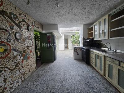Casa de 3 alcobas en venta en La Flora, Cali, 312 m² · foto 11 de 20