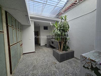 Casa de 3 alcobas en venta en La Flora, Cali, 312 m² · foto 12 de 20