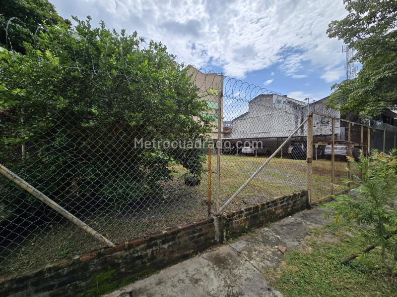 Lote en Venta, El Ingenio, Cali - Más