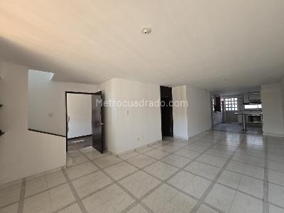 Casa de 3 alcobas en venta en Prados Del Norte, Cali, 260 m² · foto 3 de 20