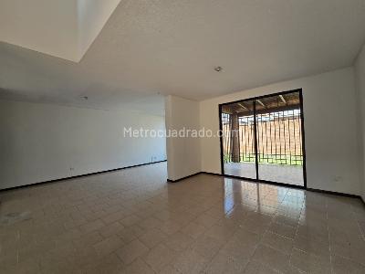 Casa de 3 alcobas en venta en San Joaquin, Cali, 178 m² · foto 4 de 18