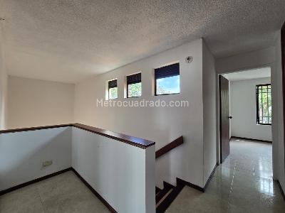 Casa de 3 alcobas en venta en San Joaquin, Cali, 178 m² · foto 10 de 18