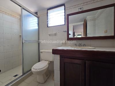 Casa de 3 alcobas en venta en San Joaquin, Cali, 178 m² · foto 13 de 18