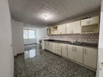 Apartamento de 3 alcobas en venta en Cañaveralejo, Cali, 115 m² · foto 4 de 16
